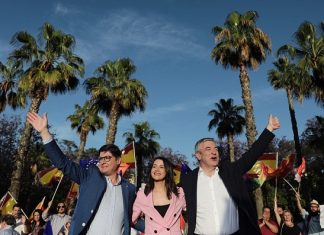 Cs: “agarren el bolsillo porque el gobierno de Sánchez e Iglesias nos va a freír a impuestos”