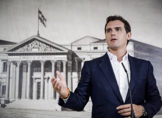 Ciudadanos pedirá “la suspensión inmediata de los diputados que han intentado un golpe de Estado”