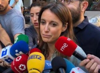 PP: “Sánchez es capaz de acabar con todo con tal de quedarse, él solo, en el sillón de la Moncloa”