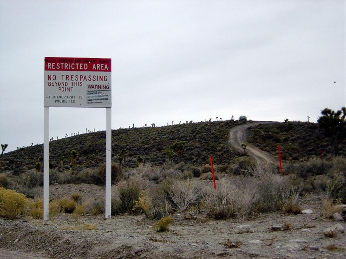 1024px-Wfm_x51_area51_warningsign