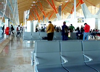 Informe: ¿A dónde no pueden viajar los españoles por el coronavirus?