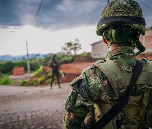 ELN anuncia cese al fuego unilateral para las elecciones en Colombia en medio de escalada de violencia política