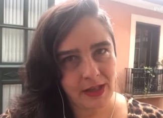 Desde el programa de Monedero en España, piden no aplaudir a la Policía y al Ejército