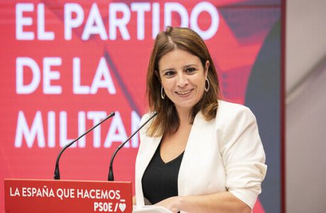 Adriana-Lastra-vicesecretaria-general-del-PSOE-y-portavoz-del-Grupo-Socialista-en-el-Congreso-460x300
