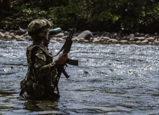 Seis militares muertos y uno desaparecido tras ataque de disidencias de las FARC en Colombia