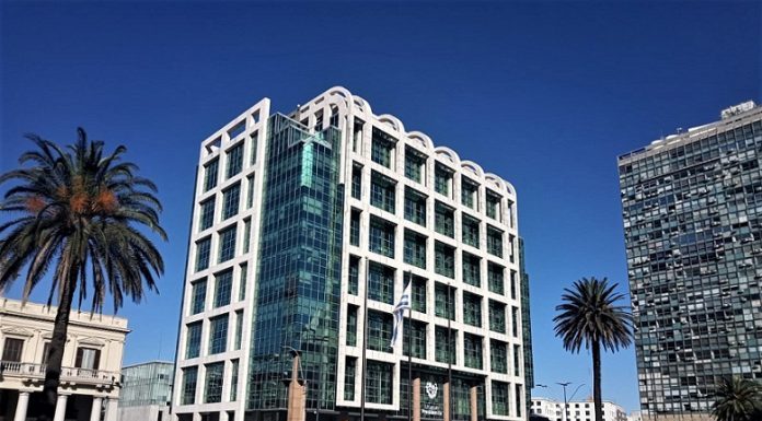 La derrota de Jara y el ascenso de Kast en Chile: un remezón que también alcanza a Uruguay