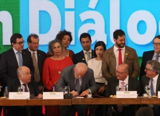 Críticas en Brasil: Lula sanciona impuesto del 20% a compras internacionales de hasta 50 dólares