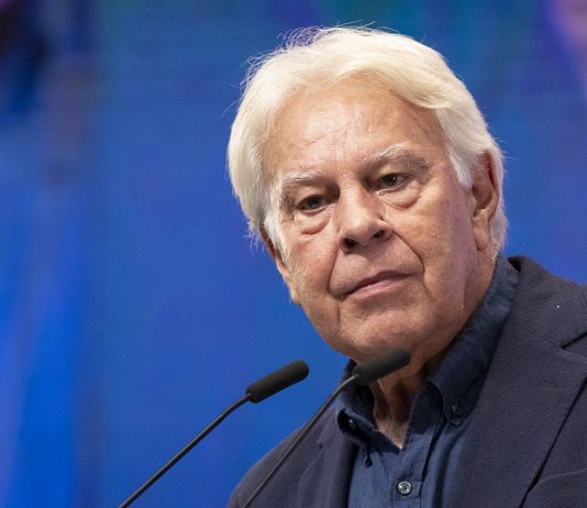 El expresidente Felipe González exige a Pedro Sánchez que dimita o convoque elecciones tras la condena a Ábalos