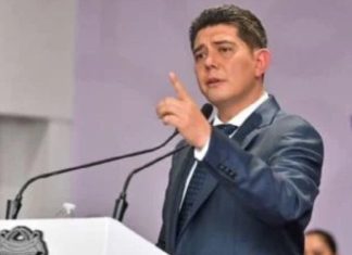 Delincuentes asesinan y decapitan al alcalde de una ciudad en el sur de México seis días después de asumir el cargo