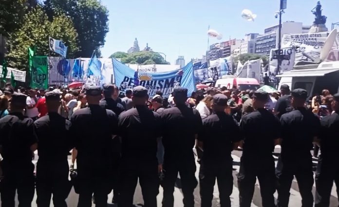Congreso-696x425 (1)
