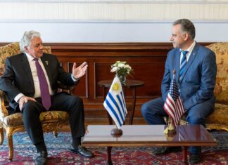 Lou Rinaldi es el nuevo embajador de EEUU en Uruguay, el país donde se crio, estudió y que nunca olvidó: “Este paisito me dio muchas esperanzas y una educación única”