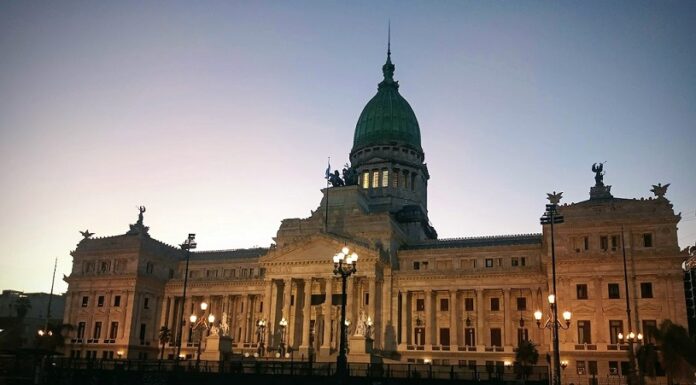 ¿Renovación? No, reciclaje; el peronismo vuelve con las mismas caras y las promesas vacías de Massa, Kicillof y Cristina: ¿el pasado puede disfrazarse de futuro?