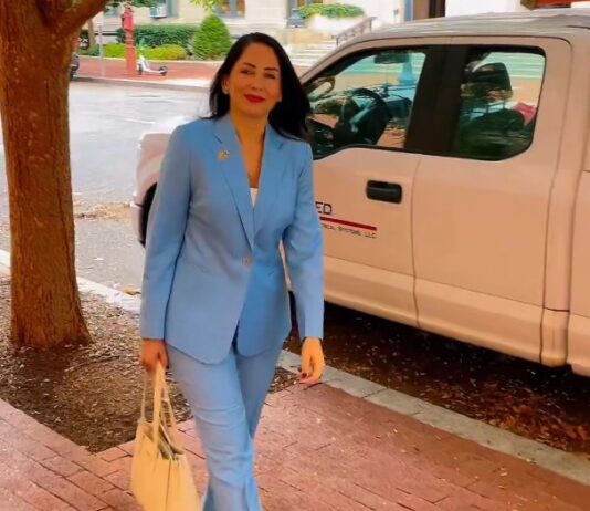 Excandidata presidencial Luisa González del partido de Rafael Correa fue detenida en Ecuador investigada por financiación irregular