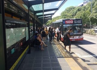 Paro General de la CGT: El transporte público opera con servicios en varias líneas y no hay acatamiento total a la huelga