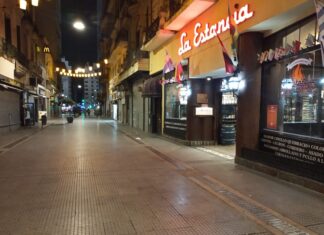 El ocaso de la “Calle de los Cines”: Lavalle y el silencio de una noche que ya no brilla en Buenos Aires