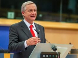 Presidente José Antonio Kast comunica a Bachelet el retiro del apoyo del gobierno chileno a su postulación como secretaria general de la ONU