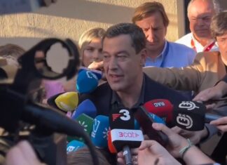 España: El PP arrasa en las elecciones Andalucía pero necesitará a Vox para gobernar mientras el PSOE sufre una derrota humillante