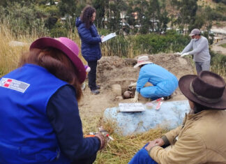 Fiscalía de Perú recupera los restos de cinco personas asesinadas en 1984 por Sendero Luminoso