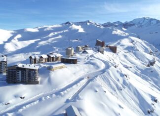 Escándalo en centro de esquí chileno Valle Nevado: brasileña acusa agresión e insultos racistas de instructor argentino. “Me llamó mono”