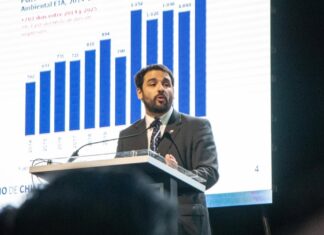 Nuevo golpe al Gobierno de Kast: renuncia subsecretario de Hacienda tras positivo en test de drogas