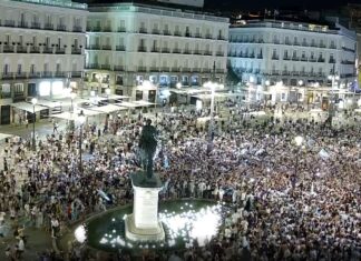 Festejos en directo de argentinos en Madrid