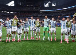 Argentina protagonizó una remontada épica ante Egipto, ganó 3-2 y avanzó a los cuartos de final del Mundial 2026