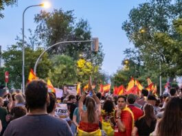 Crece la tensión política y social en España tras la crisis migratoria en Ceuta: protestas en varias ciudades y malestar en la UE