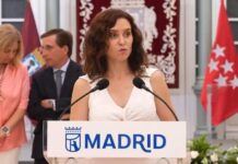 Isabel Díaz Ayuso califica de « irresponsable y traidor» a Pedro Sánchez tras los graves episodios migratorios en Ceuta (Video)