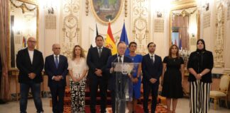 Ceuta vive horas de extrema incertidumbre entre críticas a la inacción del Gobierno de Pedro Sánchez