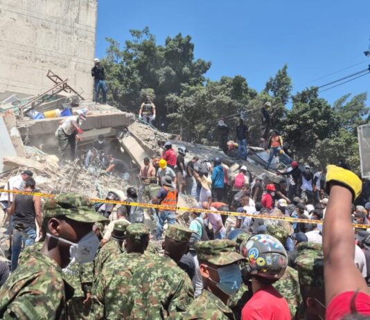 Las redes sociales muestran la tragedia que se está viviendo en Colombia tras el terremoto (Videos)