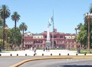 El Gobierno argentino inicia sanciones contra 45 personas y empresas por la explotación petrolera ilegal en las Islas Malvinas