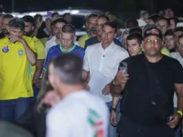 Flávio Bolsonaro llegó a EE. UU. le darán visados a él y su familia, mientras en Brasil Lula tiene dos conceptos diferentes sobre fugas