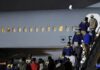 Chile eleva la presión migratoria: Nuevo vuelo de la FACH saca del país a 40 extranjeros por diversos delitos con destino a Perú y Colombia
