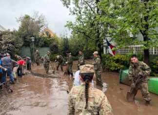 56 viviendas destruidas, 384 damnificados y dos meses para reconstruir la normalidad: el devastador balance del aluvión en Santiago de Chile