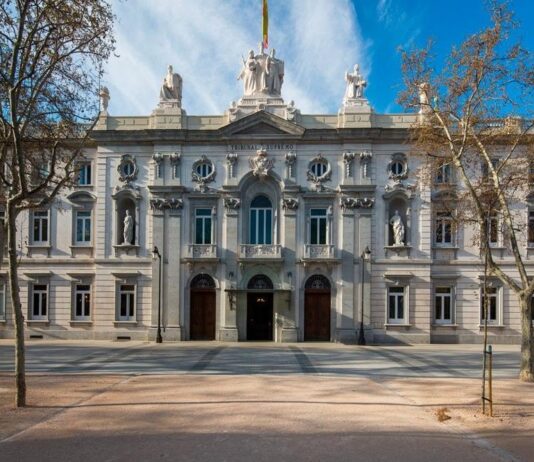 Tribunal Supremo de España suspende el voto de los nacionalizados por la polémica ‘ley de nietos’ para las elecciones generales del 29-N