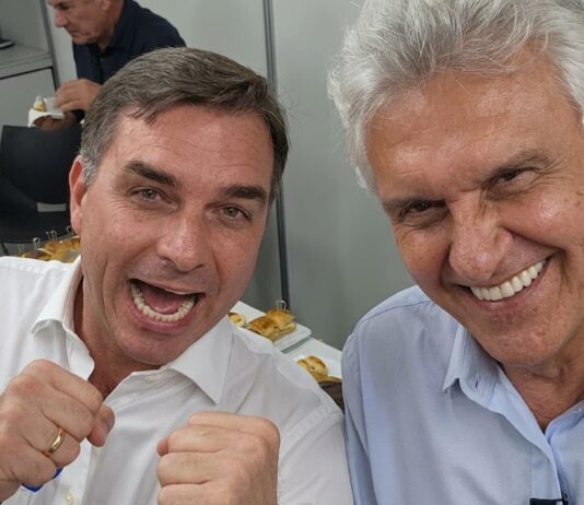 Flávio Bolsonaro suma el apoyo de União Brasil, el PP, Caiado y Zema para la segunda vuelta electoral
