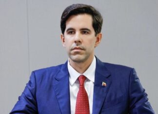 Delcy Rodríguez destituyó a Félix Plasencia y asume un nuevo canciller de Venezuela: Oliver Blanco