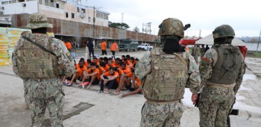 Ecuador inicia la clasificación de 9.214 presos para desarticular el poder de las bandas criminales